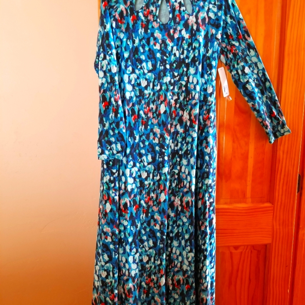 Maxi Soft slSurroundings M